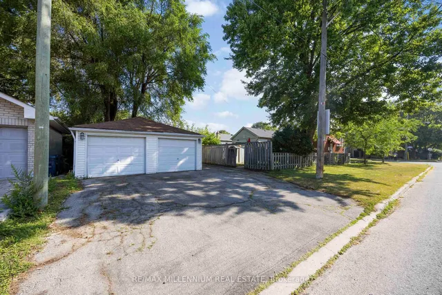 Additional image 42 of 96 Phillip Ave