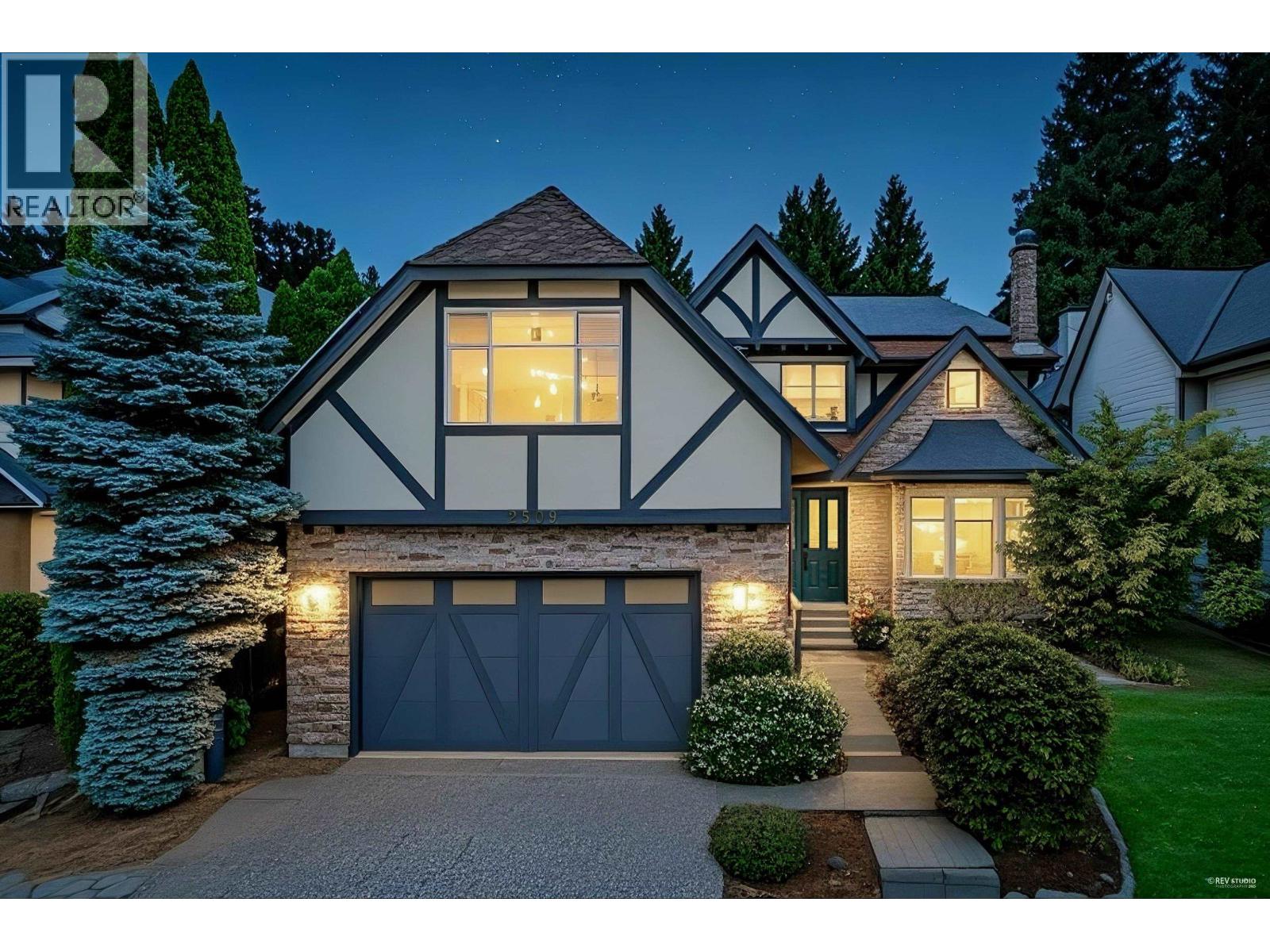 2509 ASHURST AVENUE|Coquitlam, British Columbia V3K5T5