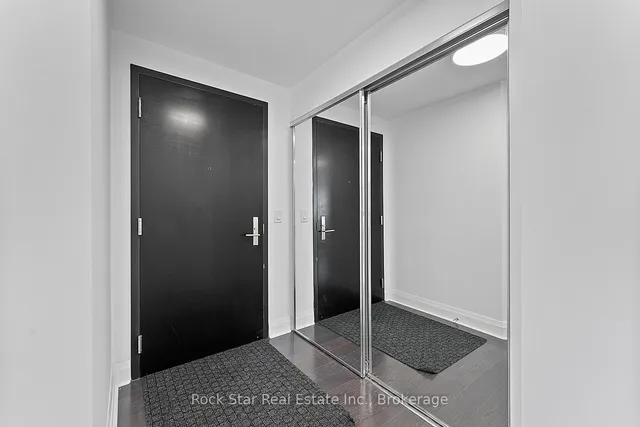 Additional image 3 of 65 St. Mary St Unit 2604