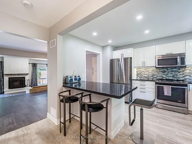 Additional image 6 of 306 Torresdale Ave