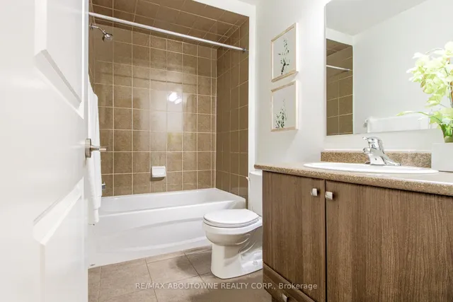 Additional image 18 of 2339 Sawgrass Dr Unit 206