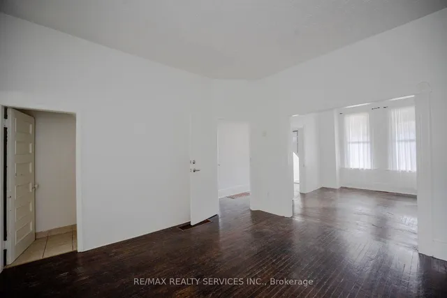 Additional image 7 of 191 Gladstone Ave