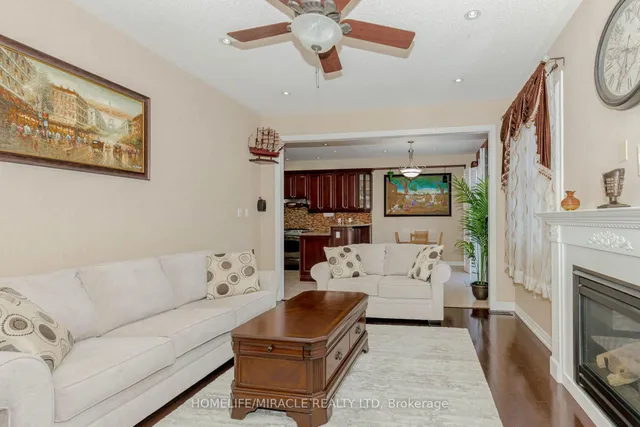 Additional image 20 of 27 Fossil St