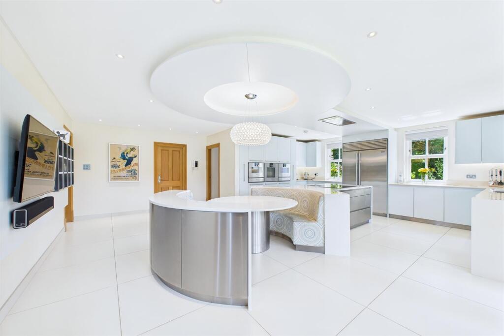 Additional image 5 of Mulberry House, Woodside AL9 6DD