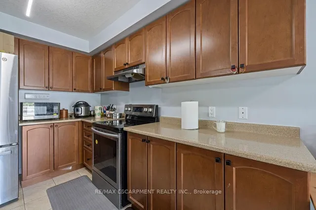 Additional image 21 of 235 Bellagio Ave