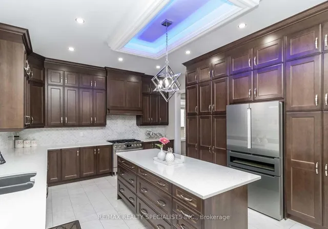 Additional image 19 of 5 Anatolia St