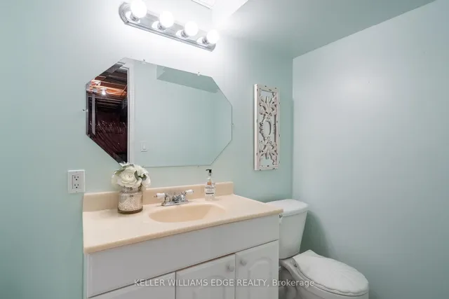 Additional image 18 of 281 Silverbirch Blvd