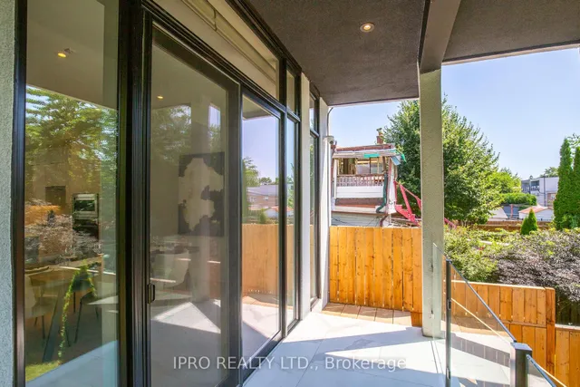 Additional image 32 of 167 Sammon Ave