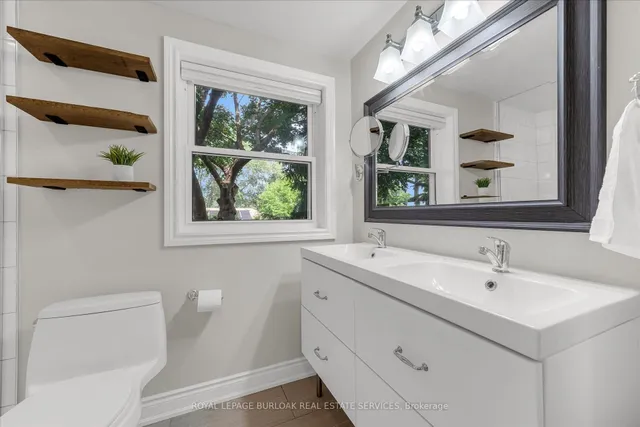 Additional image 29 of 2189 Deyncourt Dr