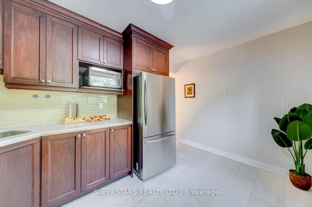 Additional image 10 of 4 Frosty Meadoway