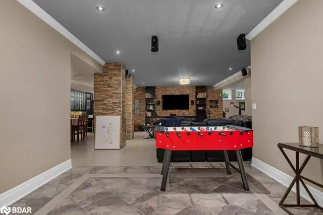 Additional image 32 of 46 Scott St