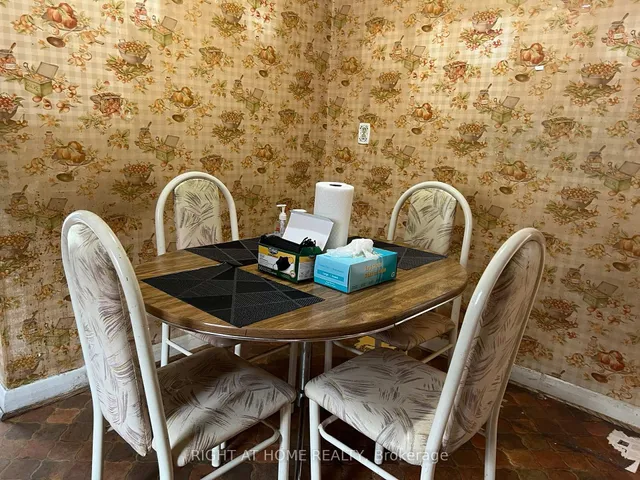 Additional image 19 of 25 Heatherglen Rd