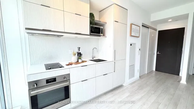 Additional image 9 of 197 Yonge St Unit 2808