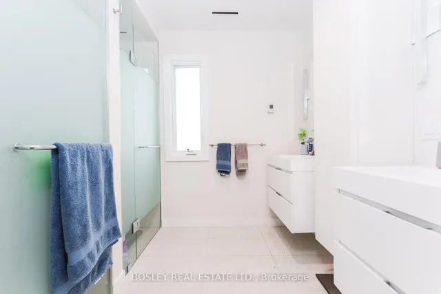 Additional image 19 of 124 Coleridge Ave