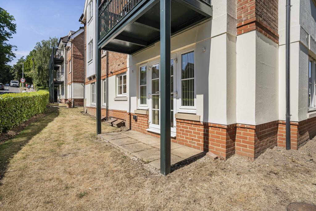 Additional image 4 of Canonsfield Road, Welwyn, AL6