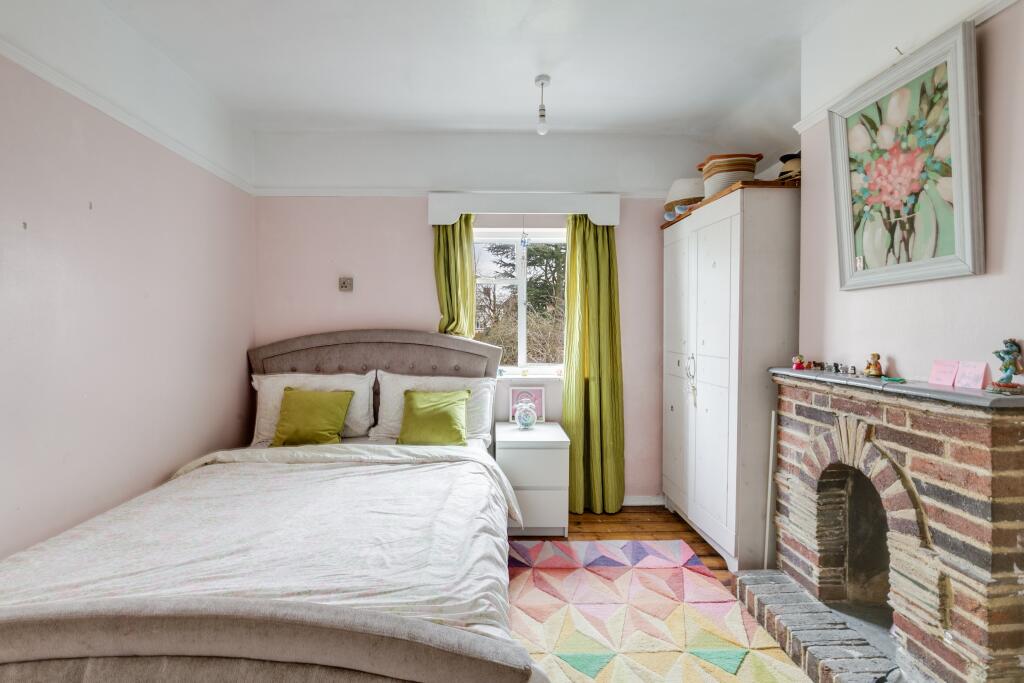 Additional image 8 of West Way, Harpenden, AL5