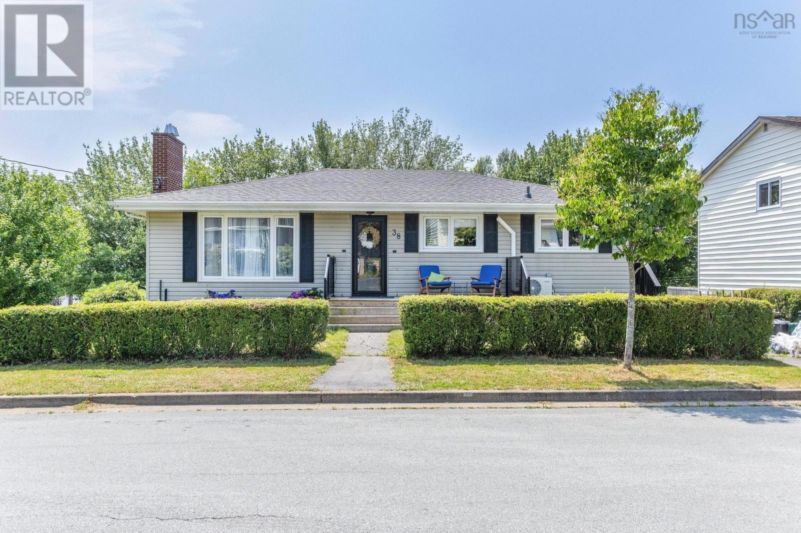 38 Lynn Drive|Dartmouth, Nova Scotia B2Y3V9