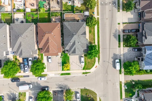 Additional image 37 of 157 Seahorse Ave