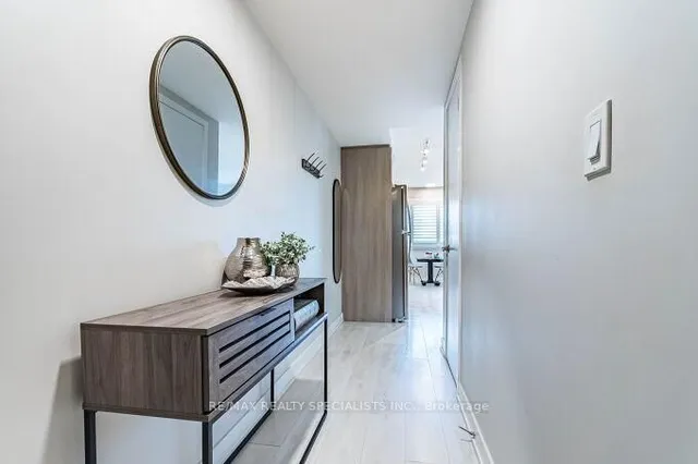 Additional image 6 of 1137 Cooke Blvd Unit 202