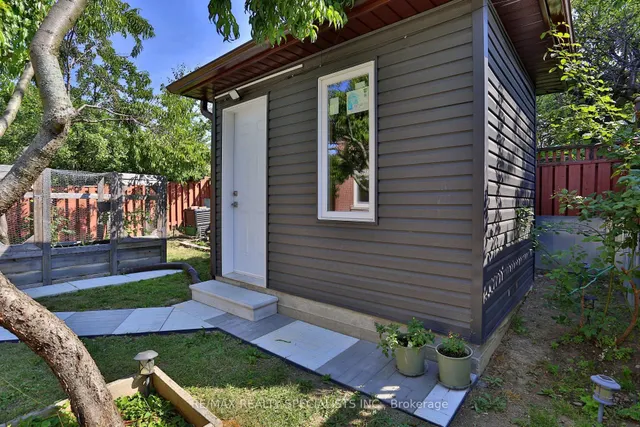 Additional image 27 of 55 Clayhall Cres