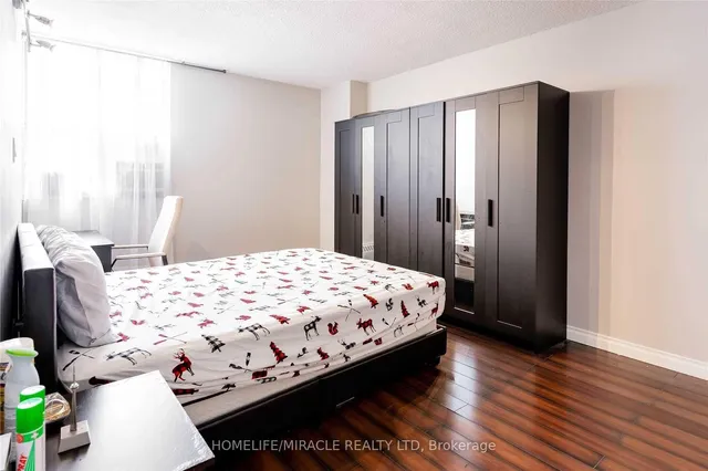 Additional image 17 of 2645 Kipling Ave Unit 404