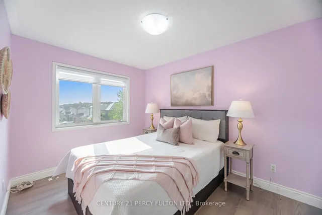 Additional image 22 of 29 Mondeo Dr