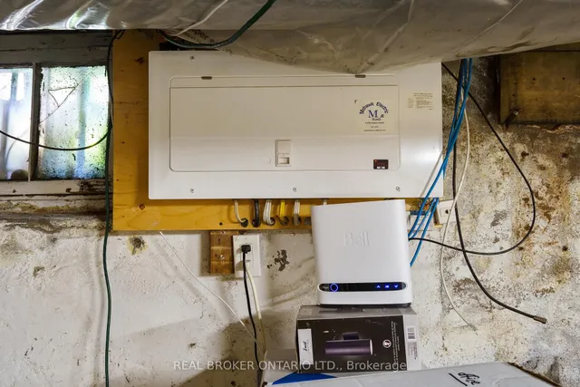 Additional image 29 of 164 Catharine St