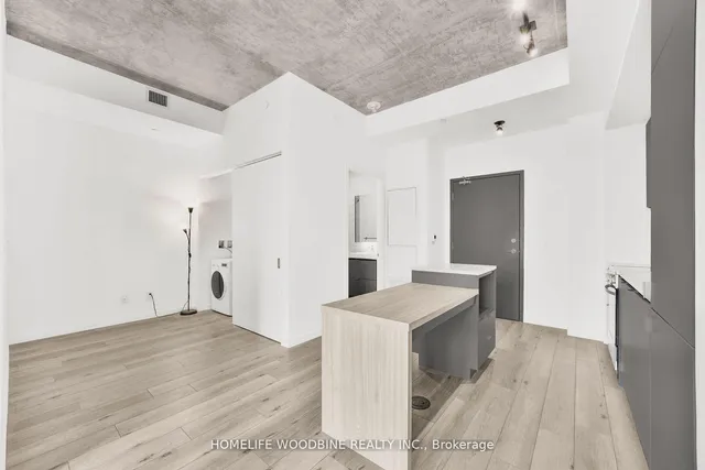 Additional image 8 of 7 Smith Cres Unit 210