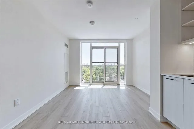 Additional image 5 of 2300 St Clair Ave Unit 807