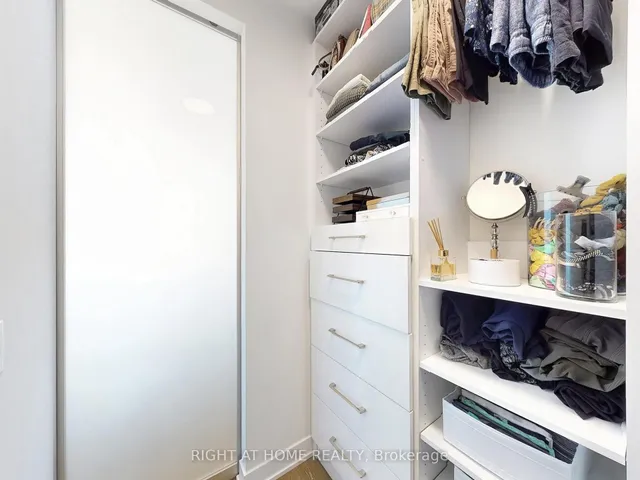 Additional image 26 of 90 Park Lawn Rd Unit 1209