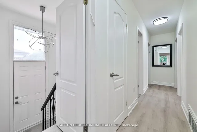 Additional image 31 of 161 Ranee Ave