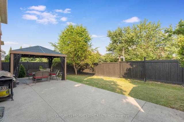 Additional image 30 of 185 Brisdale Dr