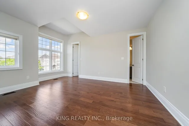 Additional image 34 of 136 Coastline Dr