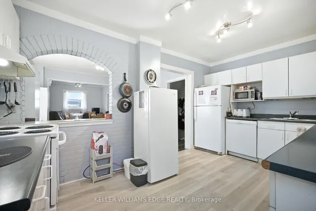 Additional image 8 of 16 Albemarle St