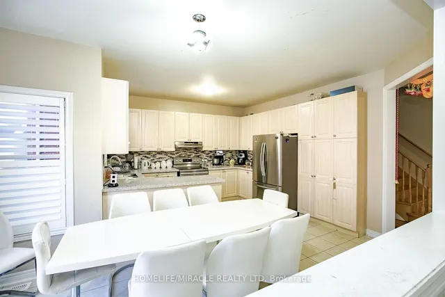 Additional image 11 of 20 Oblate Cres