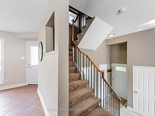 Additional image 9 of 7101 Branigan Gate Unit 29