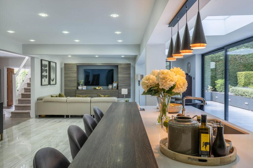 Additional image 8 of Plymouth Road, Barnt Green, B45