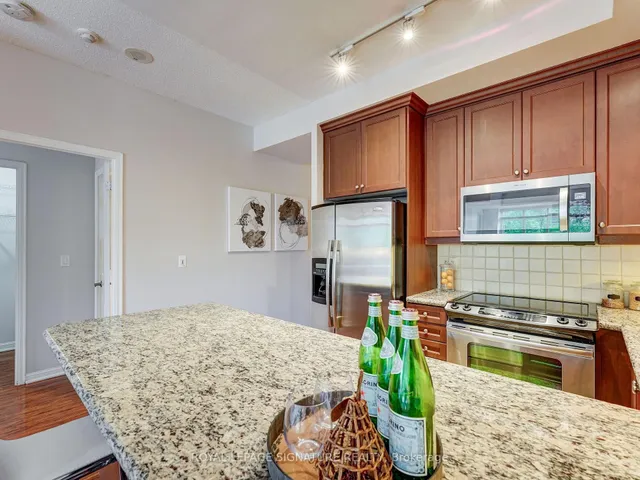 Additional image 22 of 628 Fleet St Unit 203