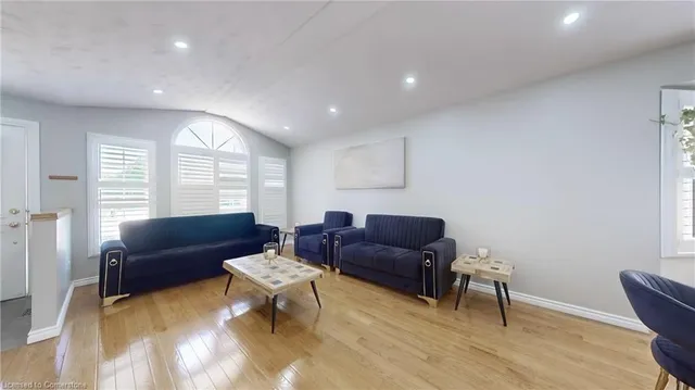 Additional image 10 of 183 Alderlea Ave