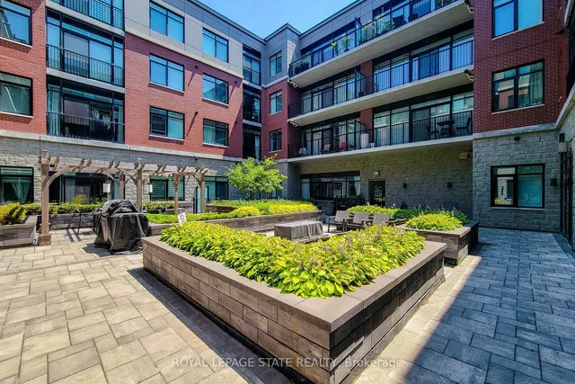 Additional image 37 of 1 Redfern Ave Unit 313