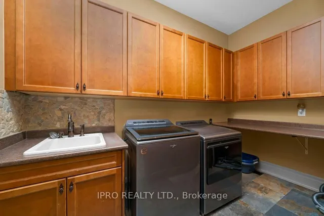 Additional image 26 of 46 Scott St