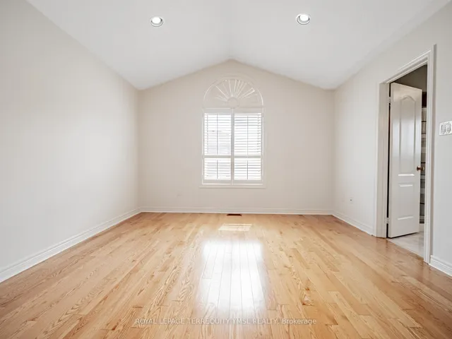 Additional image 19 of 4834 Yorkshire Ave