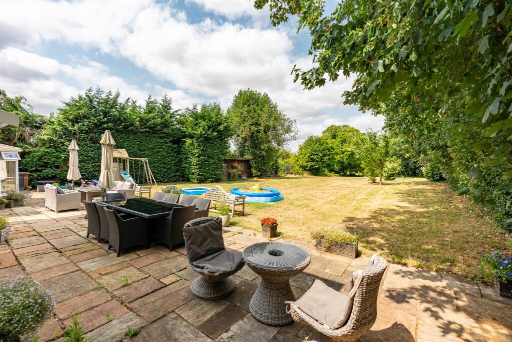 Additional image 27 of Danesbury Park Road, Welwyn