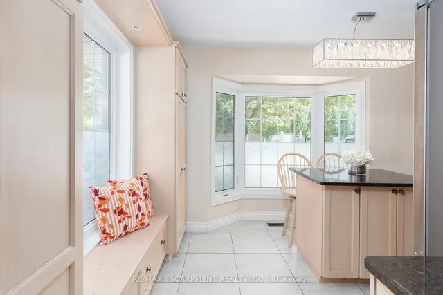 Additional image 11 of 3333 New St Unit 74