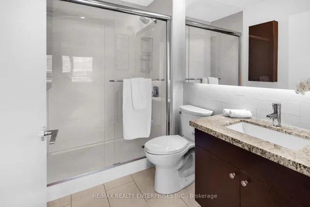 Additional image 27 of 1005 King St Unit 913