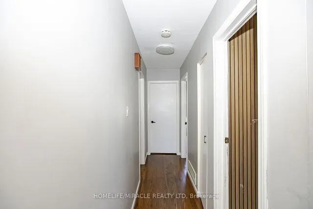 Additional image 8 of 46 Reigate Ave