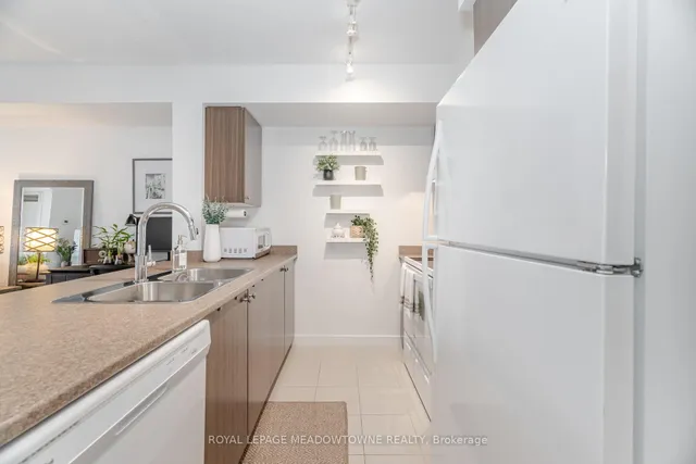 Additional image 10 of 1346 Danforth Rd Unit 815