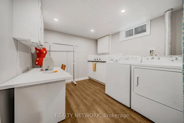 Additional image 39 of 320 East 24th St