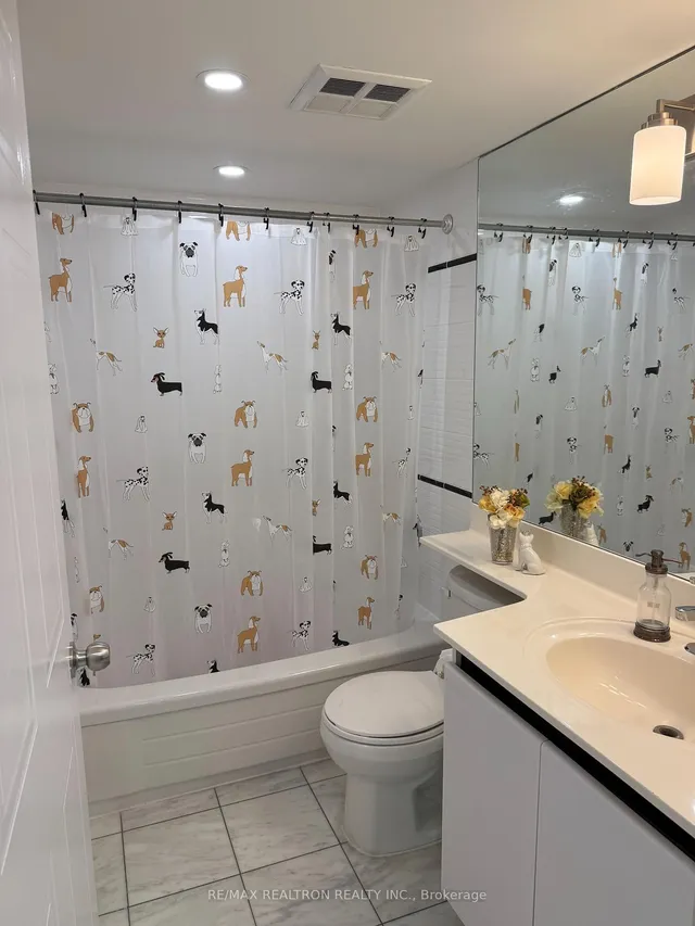 Additional image 10 of 750 Bay St Unit 1701