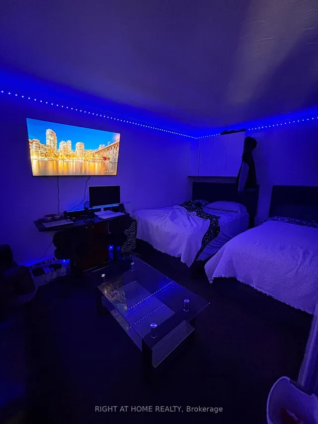 Additional image 6 of 10 Thistle Down Blvd